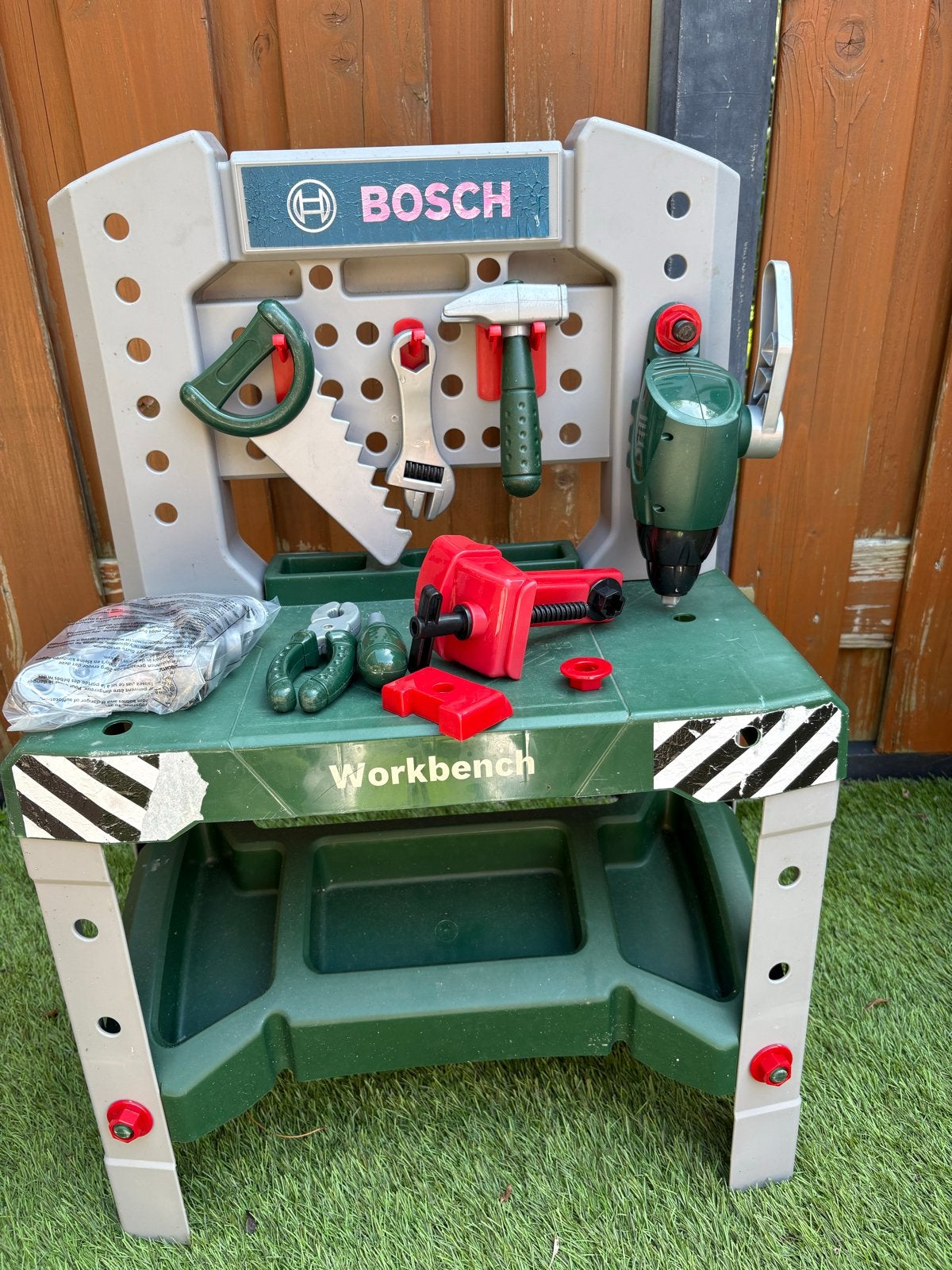 Bosch Werkbank voor Kinderen met Gereedschap, Ophalen, Gebruikt, Knutselen