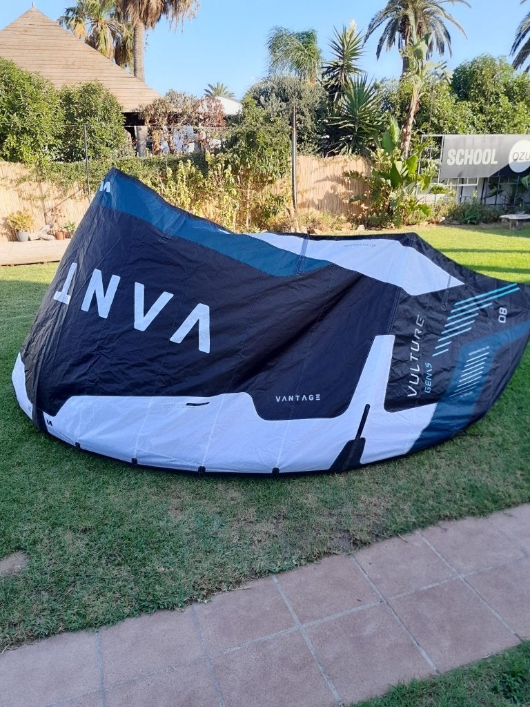 Kite Vantage Vulture Gen 5 8m, Watersport en Boten, 8 m², Geen board, Ophalen of Verzenden, Zo goed als nieuw