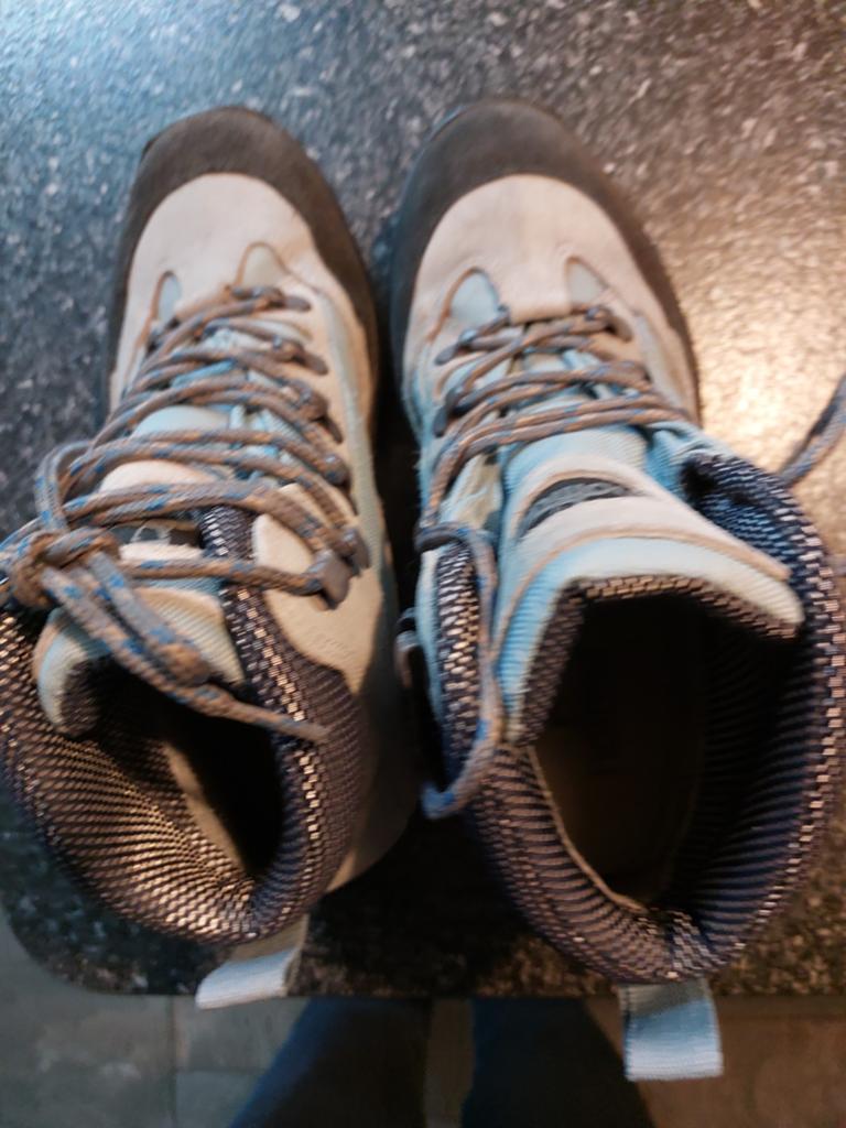 Nomad licht blauwe wandelschoenen - Maat 39, Sport en Fitness, Bergsport en Wandelen, Ophalen of Verzenden, Gebruikt, Schoenen