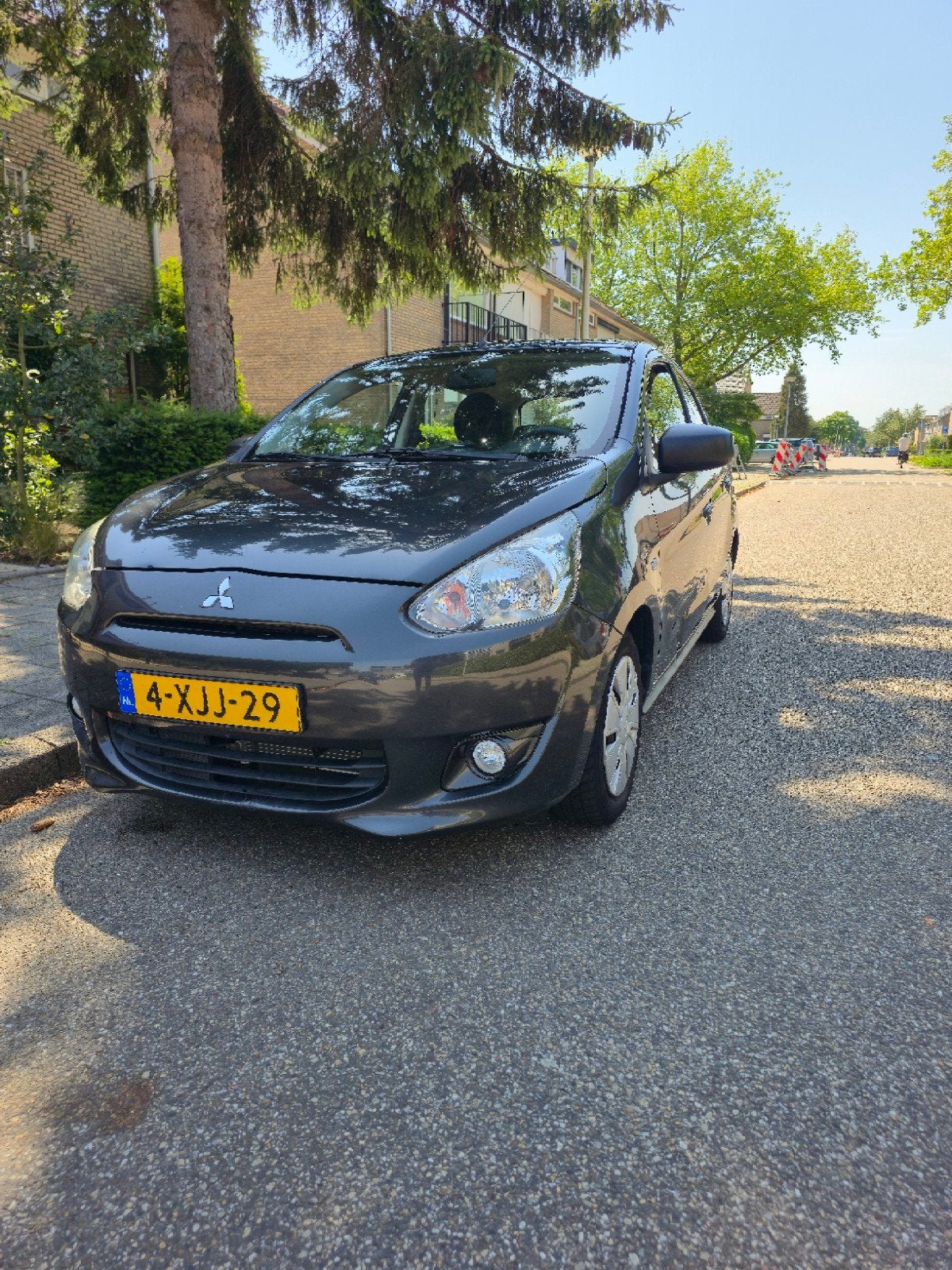 Mitsubishi Space Star 1.0 MPI 52KW 2013 Grijs, Auto's, Voorwielaandrijving, Handgeschakeld, 70 pk, 3 cilinders