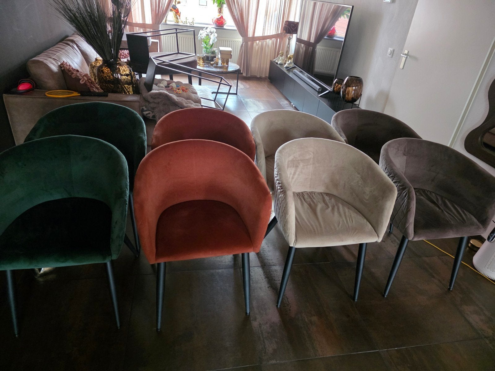 Huiskamer stoelen 9 stuks mag ook per doel weg, Huis en Inrichting, Stoelen, Ophalen, Gebruikt