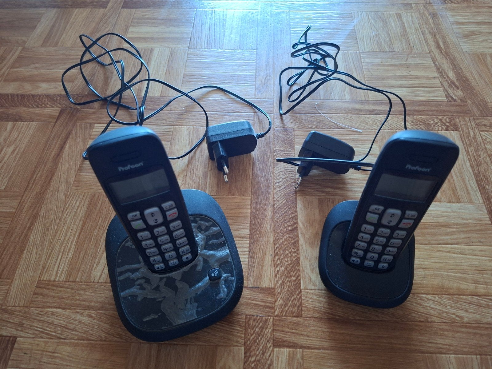 Profoon PDX-8030 DECT Telefoonset (2 Handsets), Ophalen of Verzenden, Gebruikt, 2 handsets