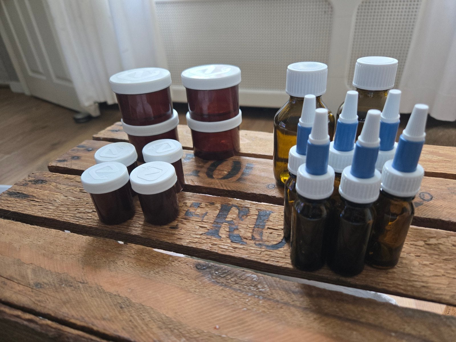 Diverse nieuwe potjes en flesjes voor oa crèmes, Ophalen of Verzenden, Nieuw, Toebehoren