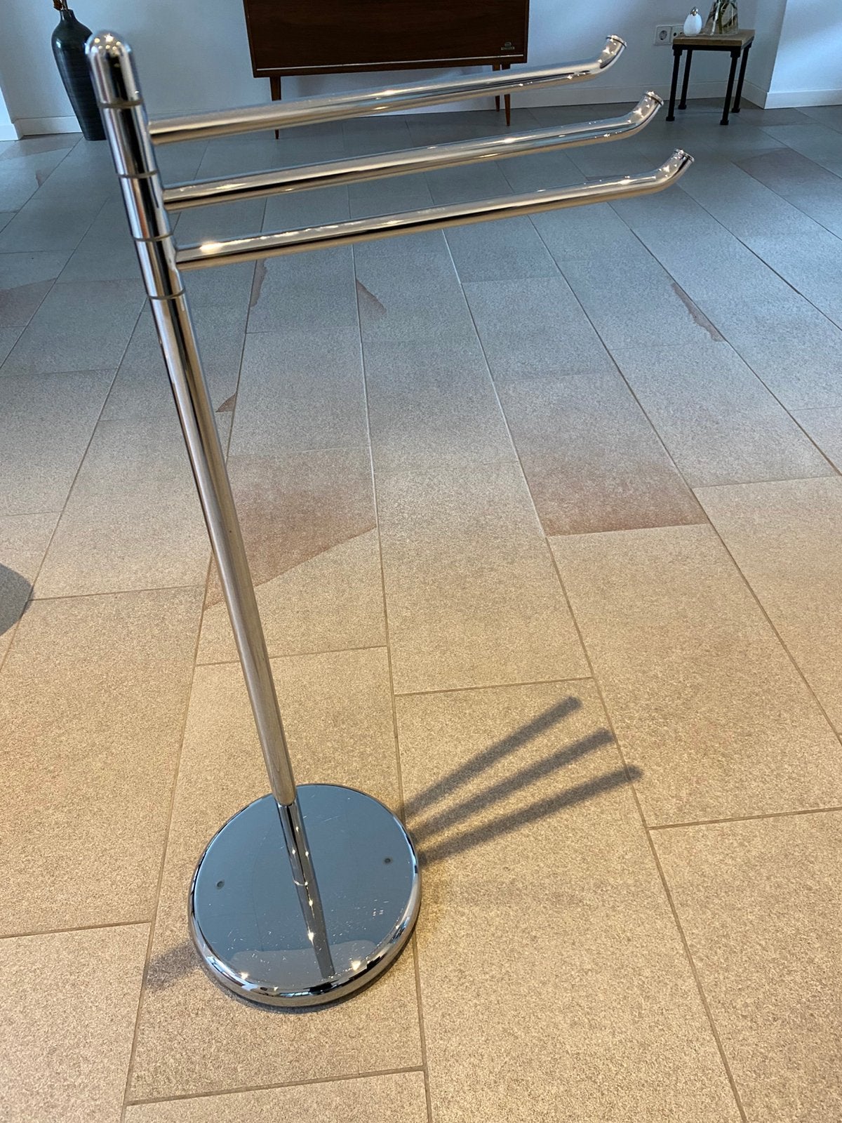 Stevige Chrome handdoek standaard houder, Ophalen, Zo goed als nieuw, Overige kleuren, Handdoek