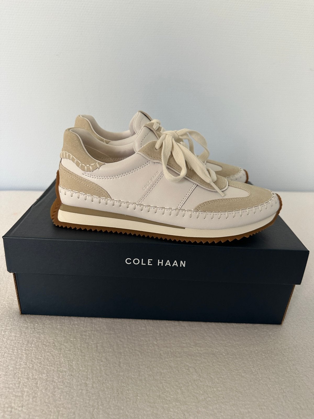 Nieuwe Cole Haan GrandPrø Premier Runner sneakers, Ophalen of Verzenden, Nieuw, Beige, Sneakers of Gympen