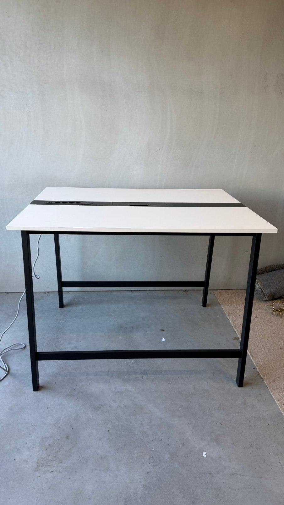 Vergadertafel Mittzon (IKEA), Ophalen, Zo goed als nieuw, Rechthoekig, 100 tot 150 cm
