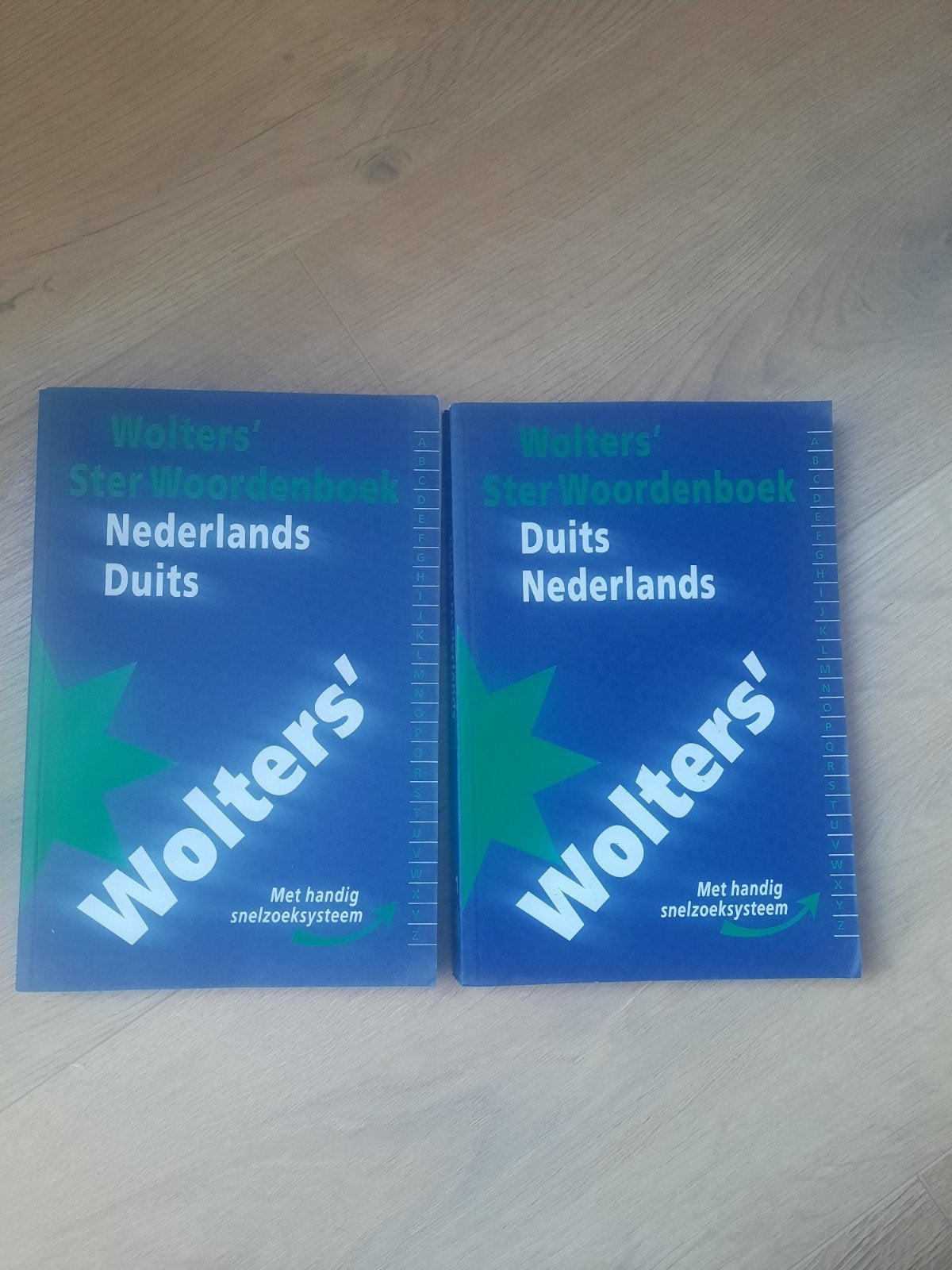 Woordenboeken Duits - Nederlands - Engels, Boeken, Woordenboeken, Ophalen of Verzenden, Zo goed als nieuw, Van Dale, Nederlands