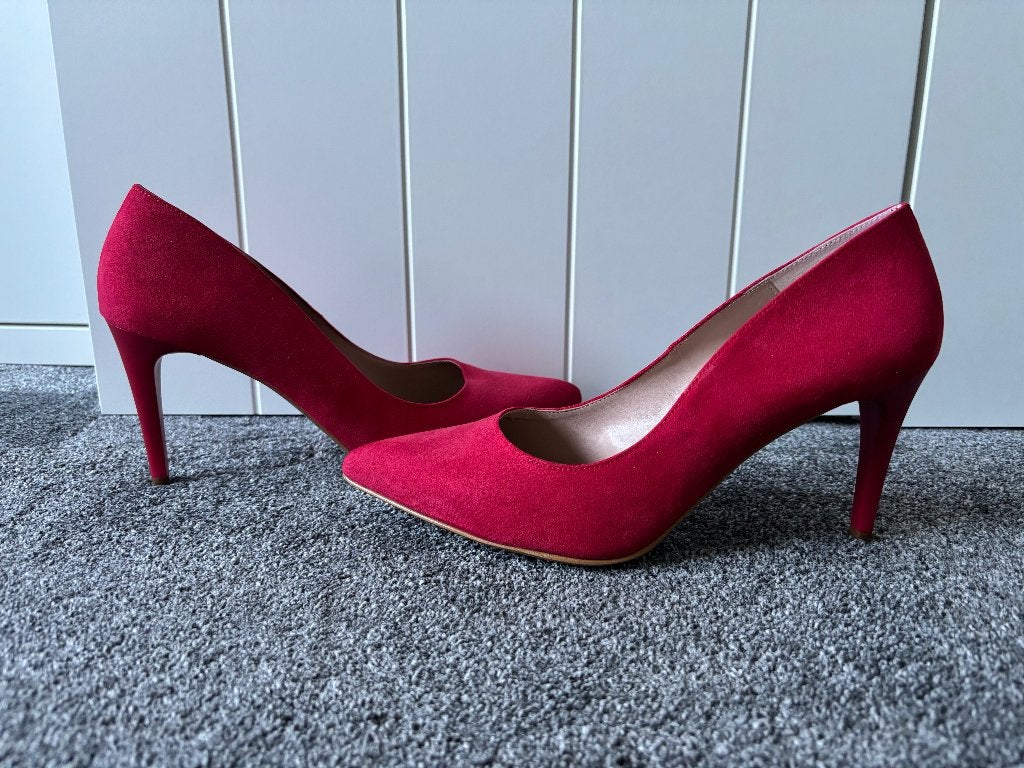 Rode pump (merk Giulia) maat 40, 9 cm hoogte, Kleding | Dames, Schoenen, Ophalen, Pumps, Giulia, Zo goed als nieuw