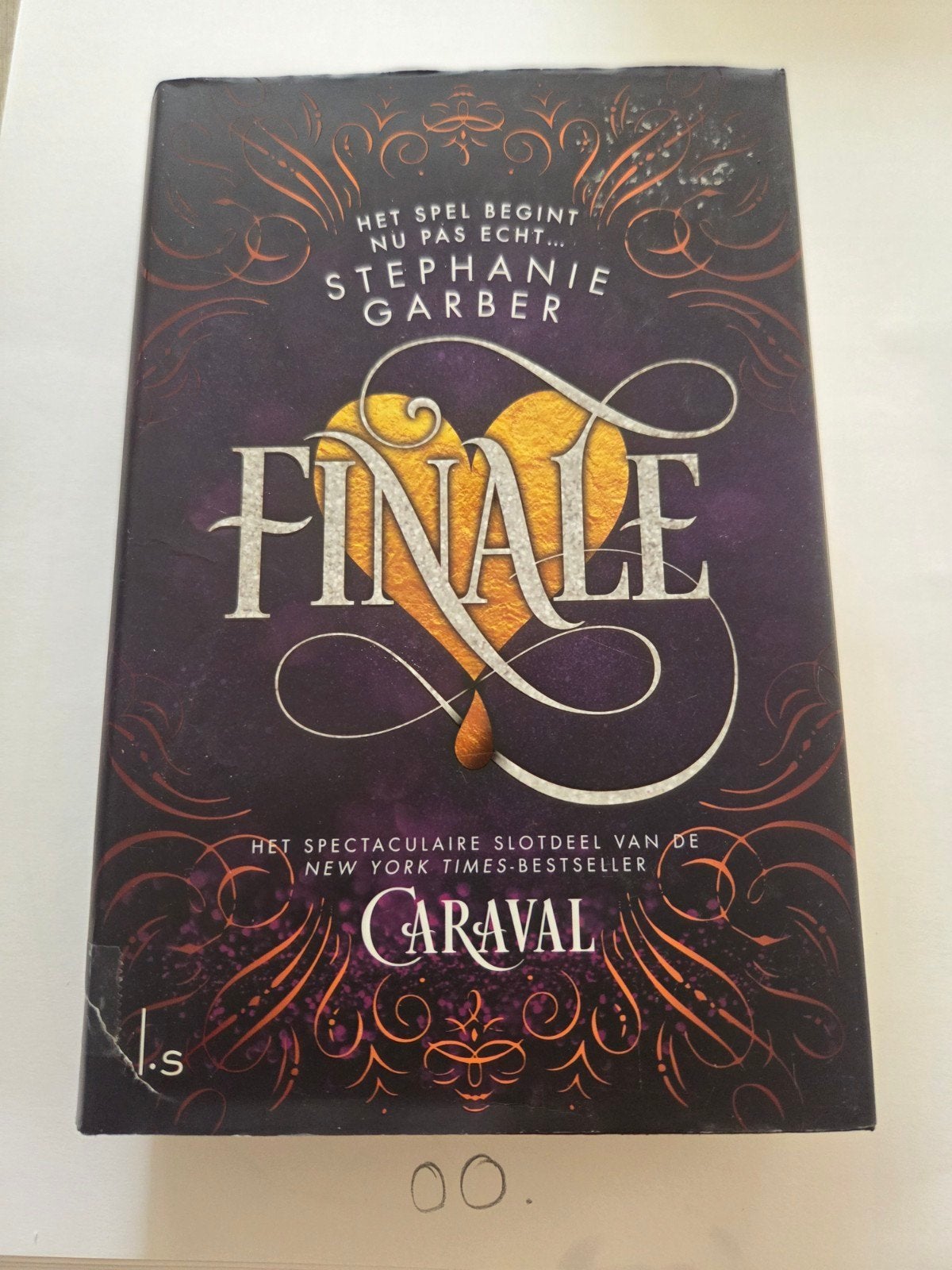Finale - Stephanie Garber (Caraval serie), Boeken, Ophalen of Verzenden, Gelezen, Stephanie Garber