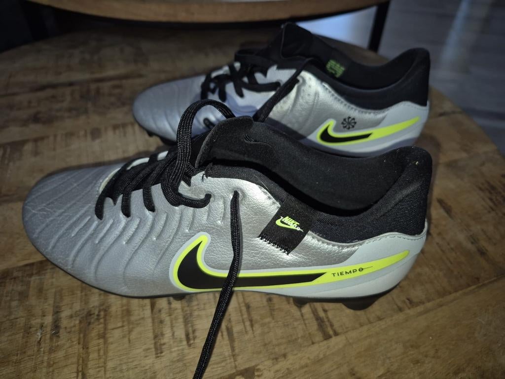 Nieuwe Nike Phantom voetbalschoenen, Ophalen of Verzenden, Nieuw, Schoenen