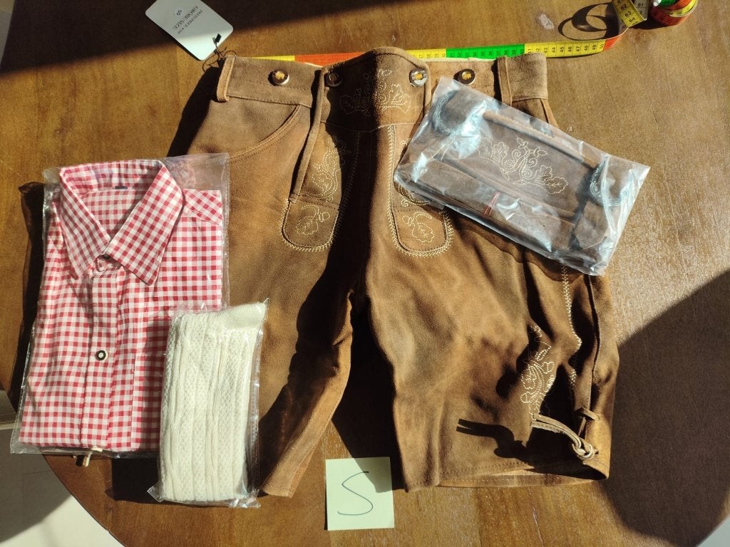 Complete Oktoberfest-outfit voor €65, Trachten-Shop, Nieuw, Overige maten, Ophalen of Verzenden