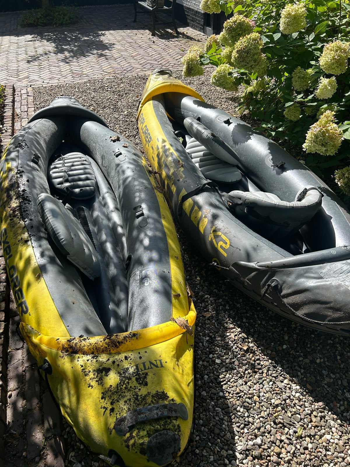 Gratis ophalen opblaasbare kajaks - 2 persoons, Watersport en Boten, Ophalen, Opblaasbaar, Gebruikt, 2-persoons