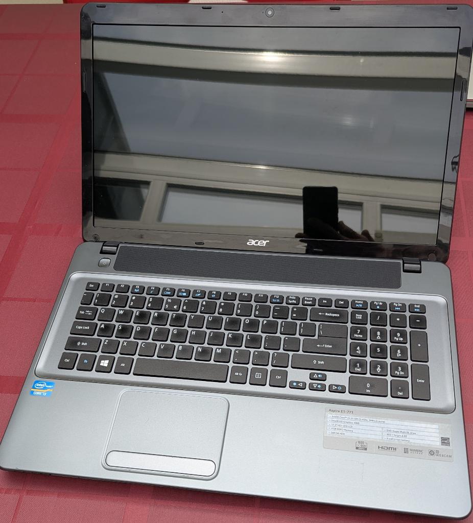 Acer Aspire met Linux Mint, Gebruikt, 2 tot 3 Ghz, Qwerty, 17 inch of meer