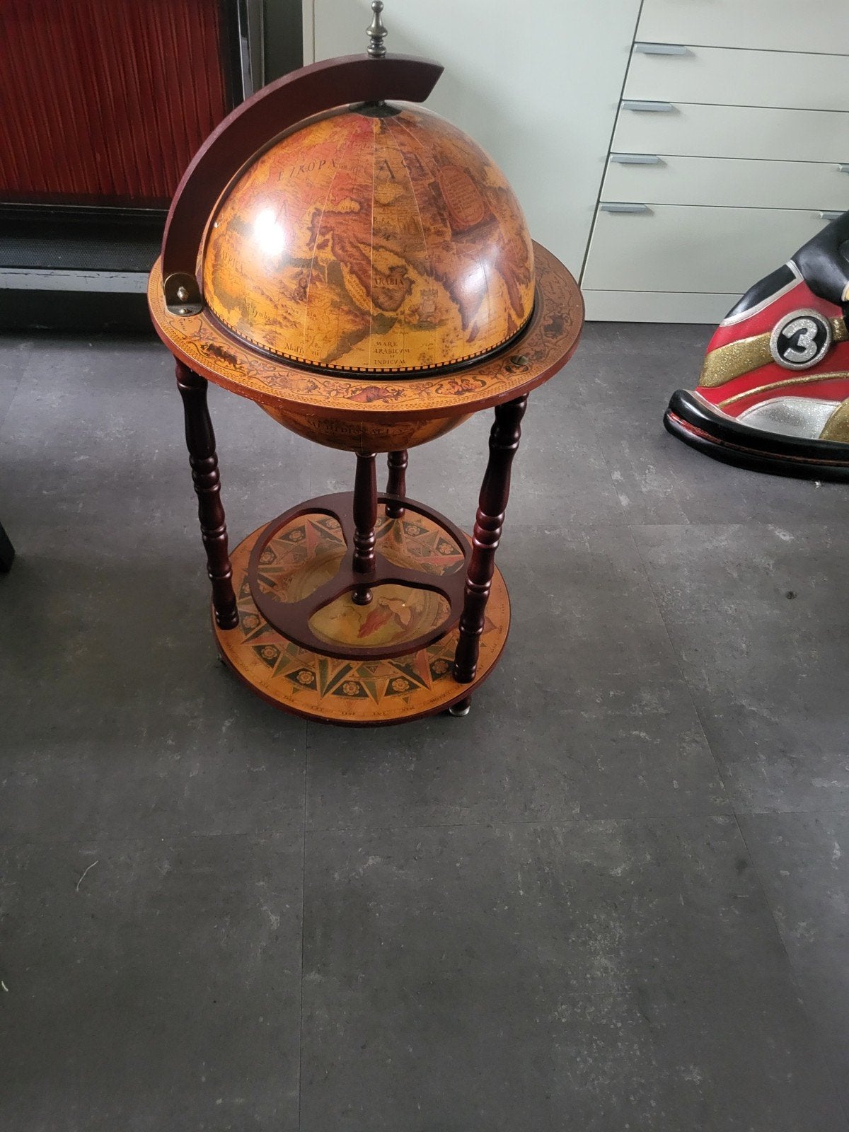 Drankglobe wereldbol leuk voor mancave., Ophalen