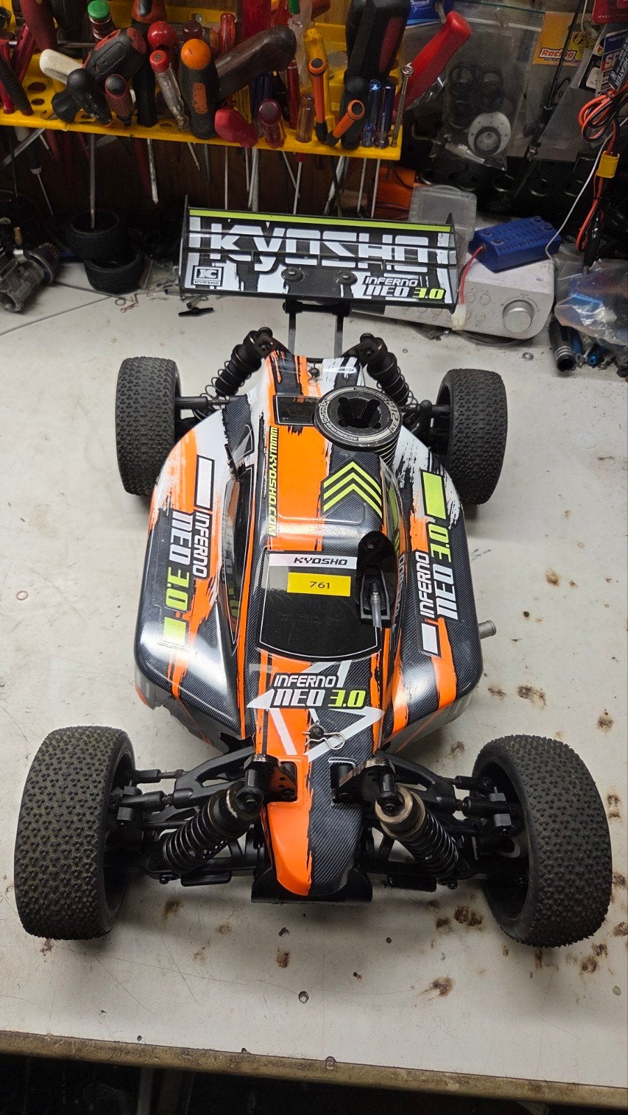 Te koop mooie kyocho inferno neo 3.0, Gebruikt, Auto offroad, Ophalen of Verzenden, Schaal 1:8