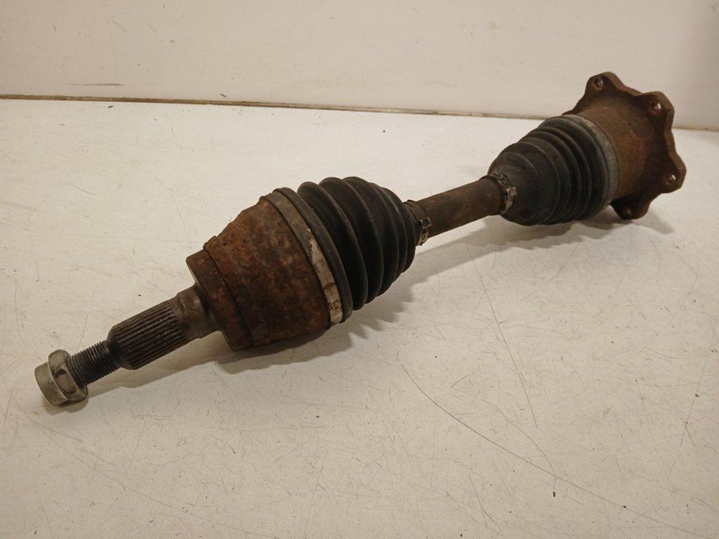 Aandrijfas links voor GMC Sierra, Onderdelen@venauto.nl, Van der Ven Autorecycling B.V., Gebruikt, Ettenseweg 76, 4706 PB Roosendaal, The Netherlands