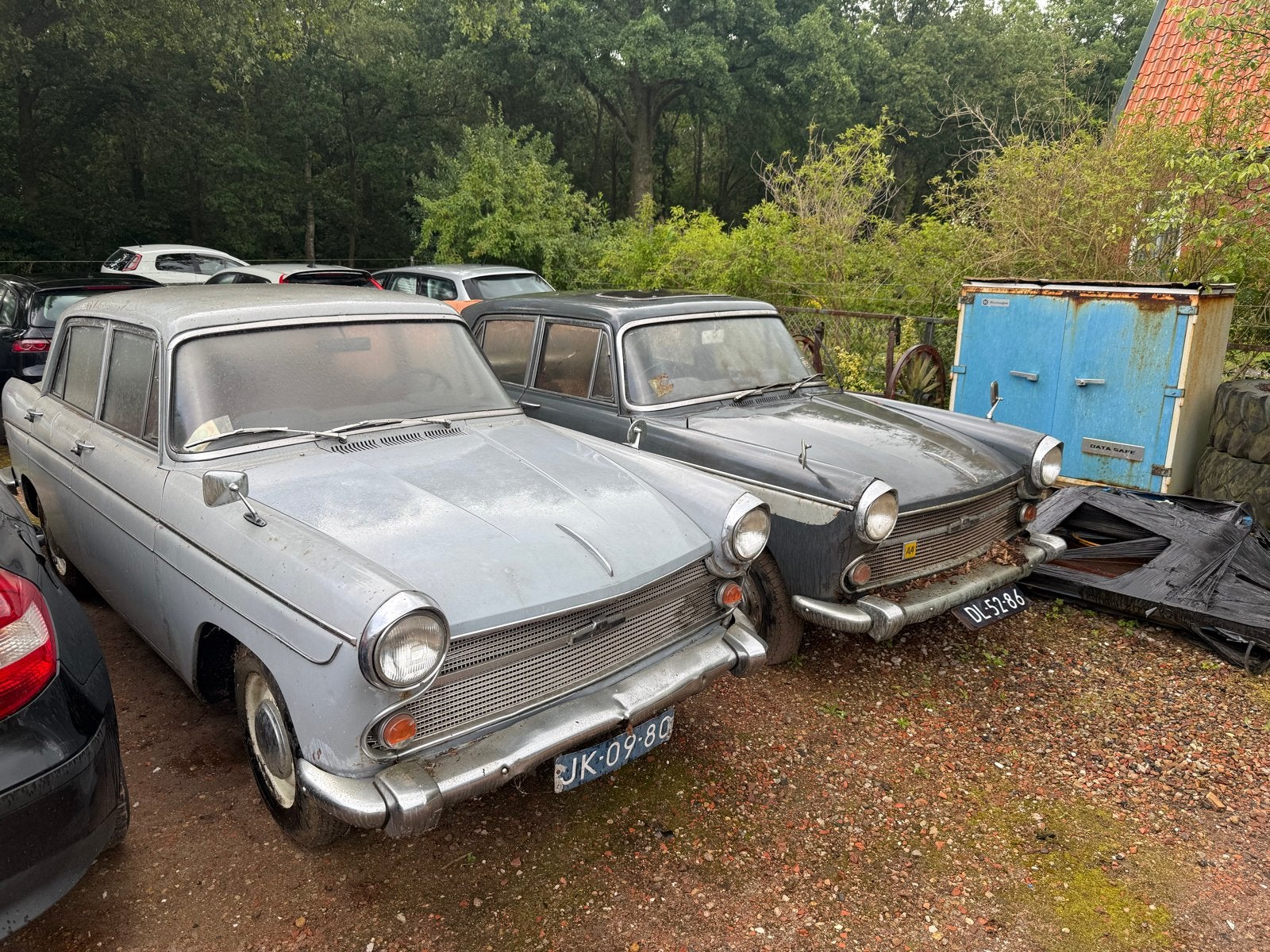 2x Austin A60 1.6 1962 Grijs oldtimer, 65 pk, Achterwielaandrijving, 4 cilinders, Overige kleuren