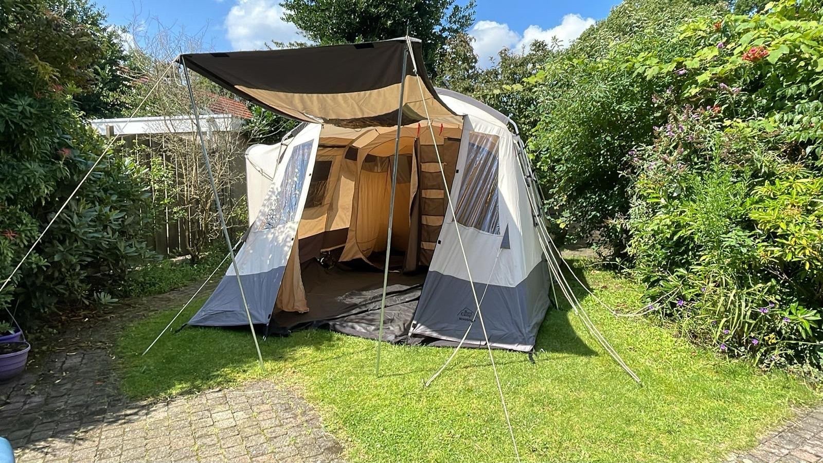 Ruime Base Camp Mendoza IV tunneltent 4 persoons, Ophalen of Verzenden, Zo goed als nieuw, Tot en met 4