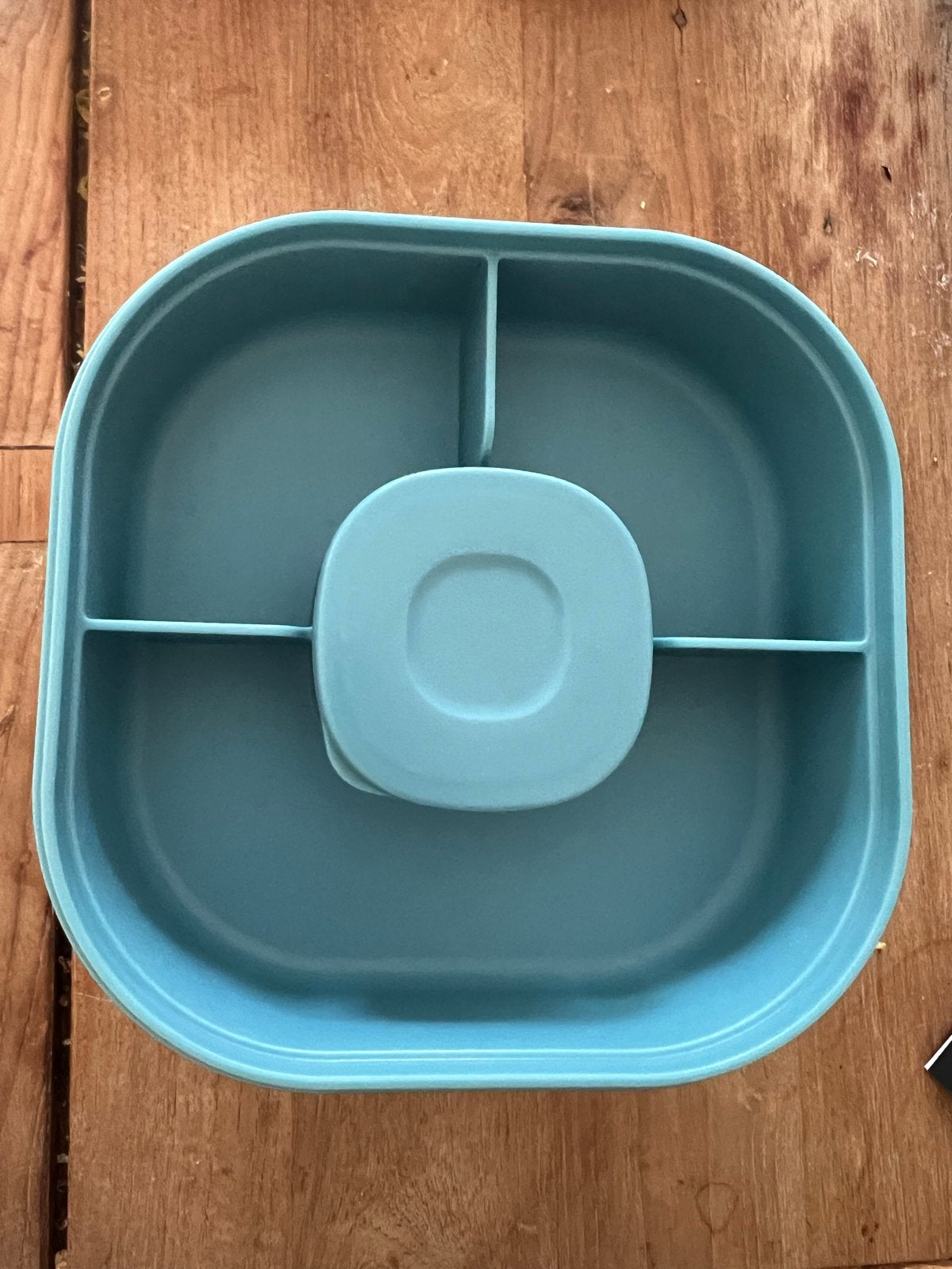 Lunchbox met vakjes en bestek - Zo goed als nieuw, Huis en Inrichting, Keuken | Keukenbenodigdheden, Kunststof, Ophalen of Verzenden
