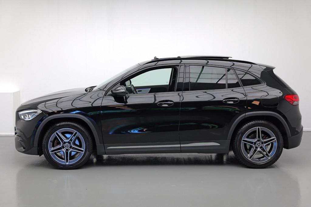 Mercedes-Benz GLA-klasse 250 4MATIC AMG Line |Pano|Ambient|C, Gebruikt, Euro 6, 2000 kg, Leder en Stof