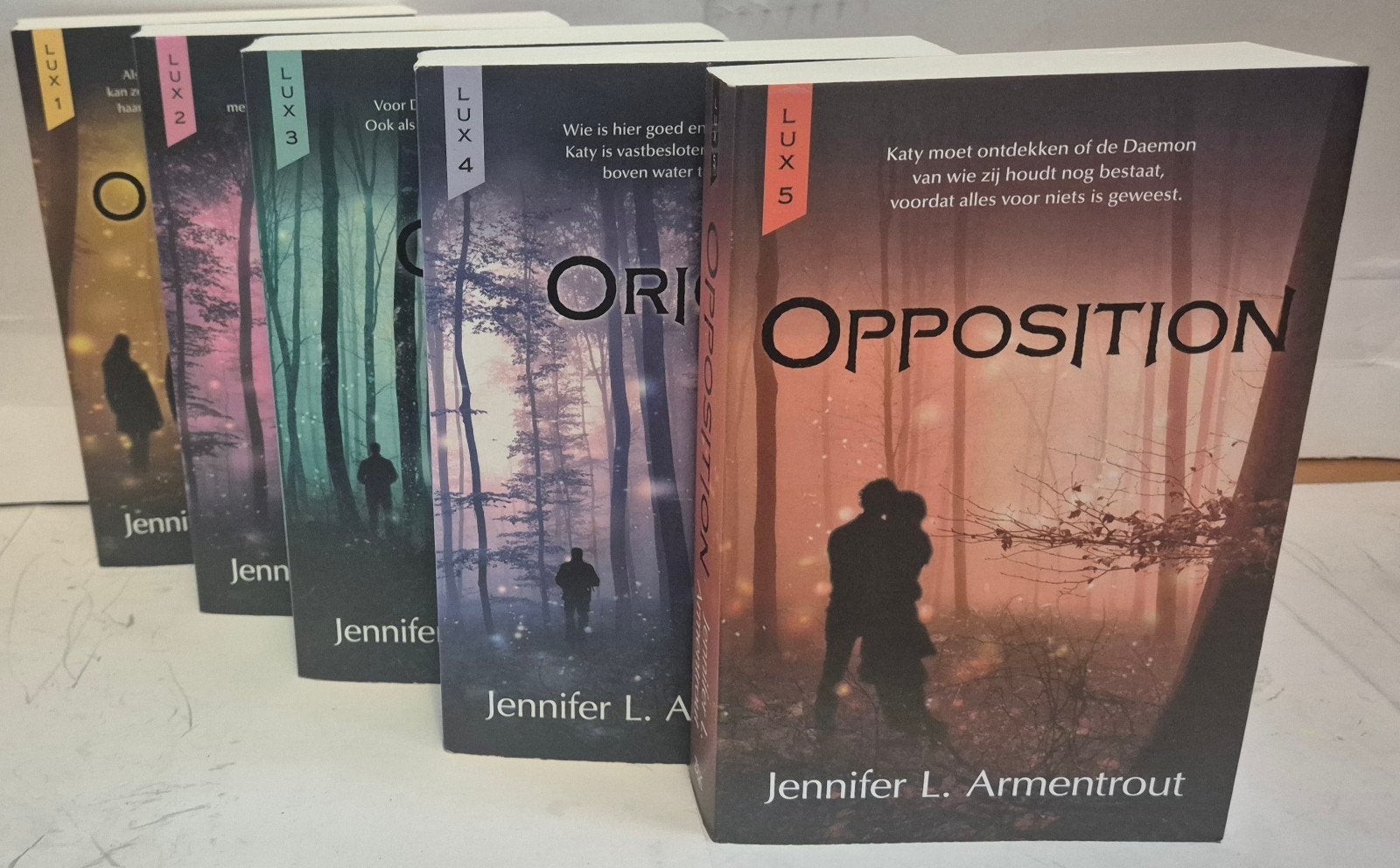 Jennifer L.Armentrout 5x LUX Serie zgan Ned taal, Ophalen of Verzenden, Zo goed als nieuw
