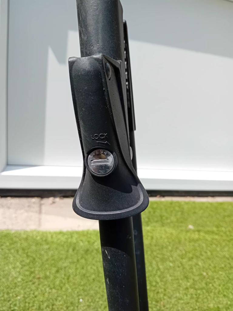 Thule Fietsendrager - Gebruikt maar in goede staat. Sleutel, Auto diversen, Fietsendragers, Ophalen of Verzenden, 2 fietsen, Gebruikt