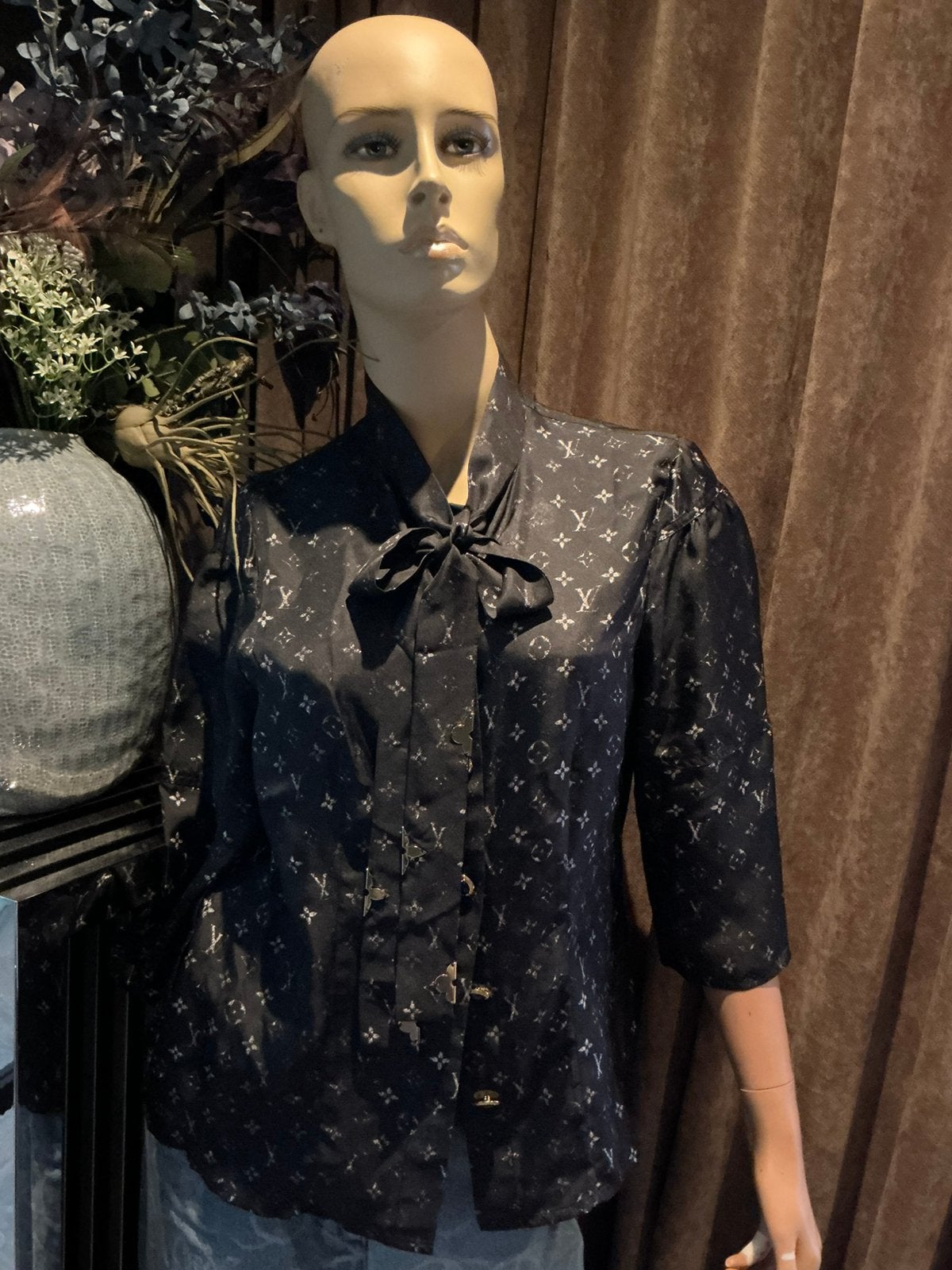 Louis Vuitton setje maat 36-38 100% zijde, Ophalen of Verzenden, Nieuw, Maat 38/40 (M), Zwart