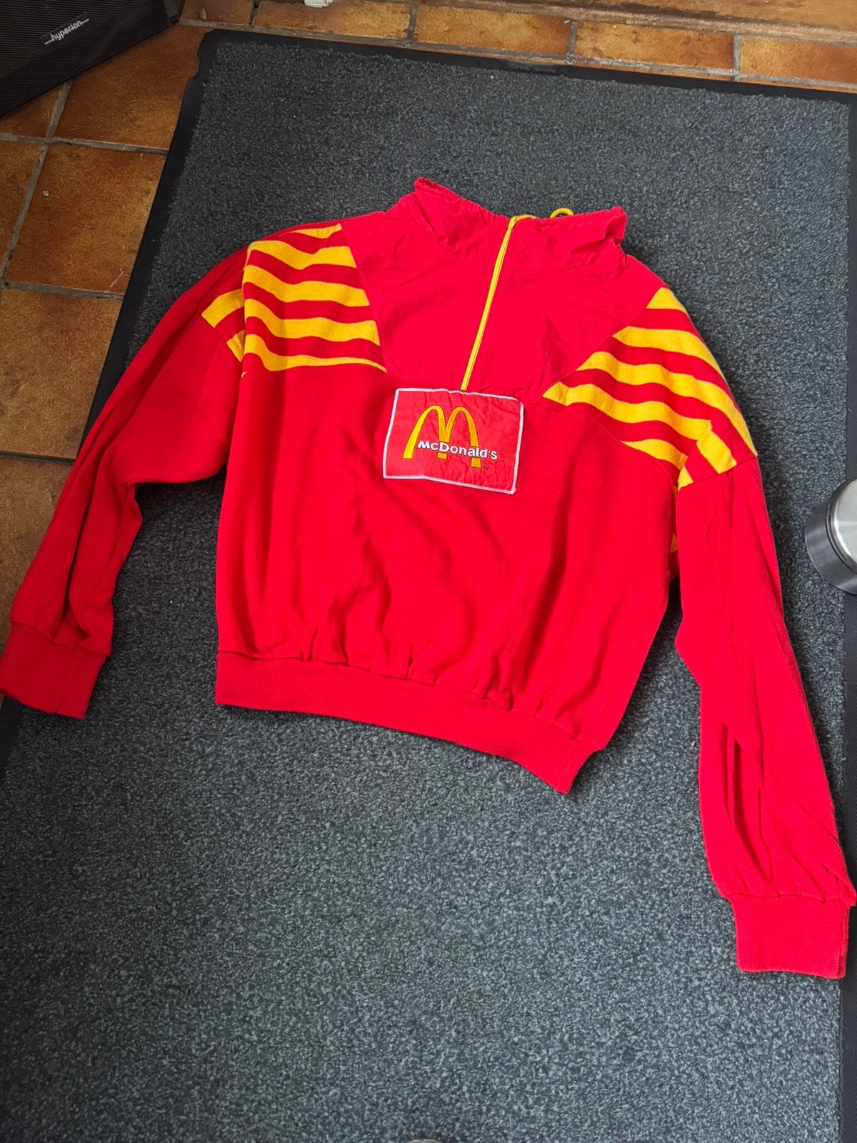 Mc Donalds trui / vest, Ophalen, Zo goed als nieuw