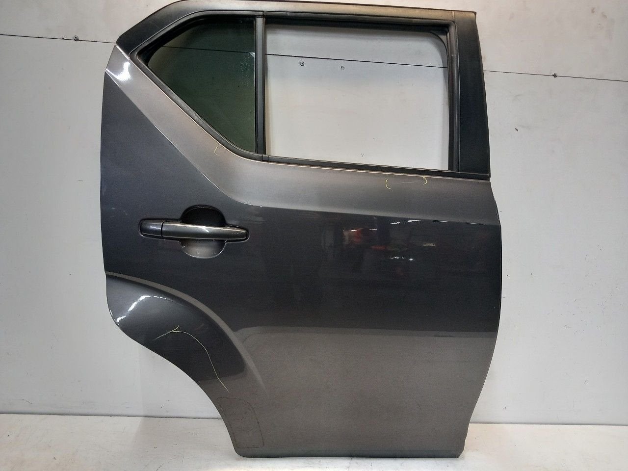 Portier rechts achter Suzuki Ignis, Onderdelen@venauto.nl, Van der Ven Autorecycling B.V., Gebruikt, Ettenseweg 76, 4706 PB Roosendaal, The Netherlands