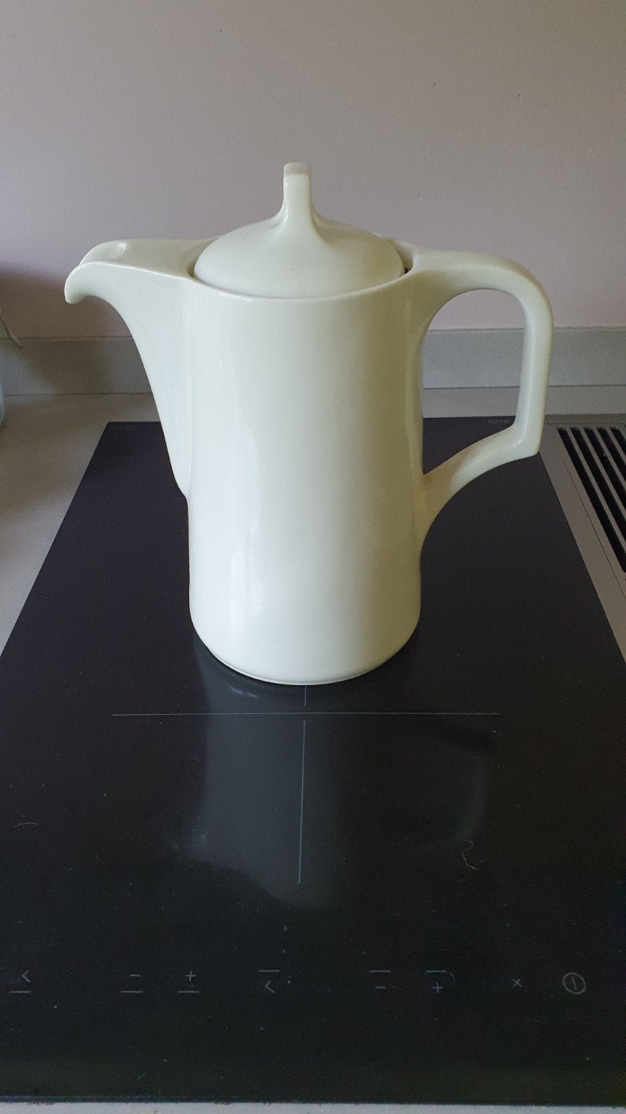 Vintage theepot van porselein Made in Holland, Ophalen, Gebruikt, Overige merken, Vintage