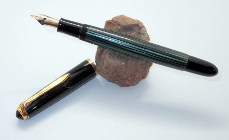 Originele Pelikan 400 NN – Stresemann Design, groen/zwart, Verzamelen, Verzenden, Gebruikt, Vulpen, Overige merken