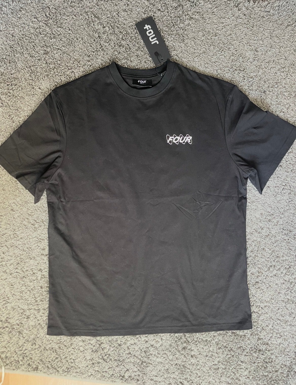 Four T-shirt - Zwart - Maat XS t/m M, Ophalen of Verzenden, Nieuw, Maat 46 (S) of kleiner, Zwart