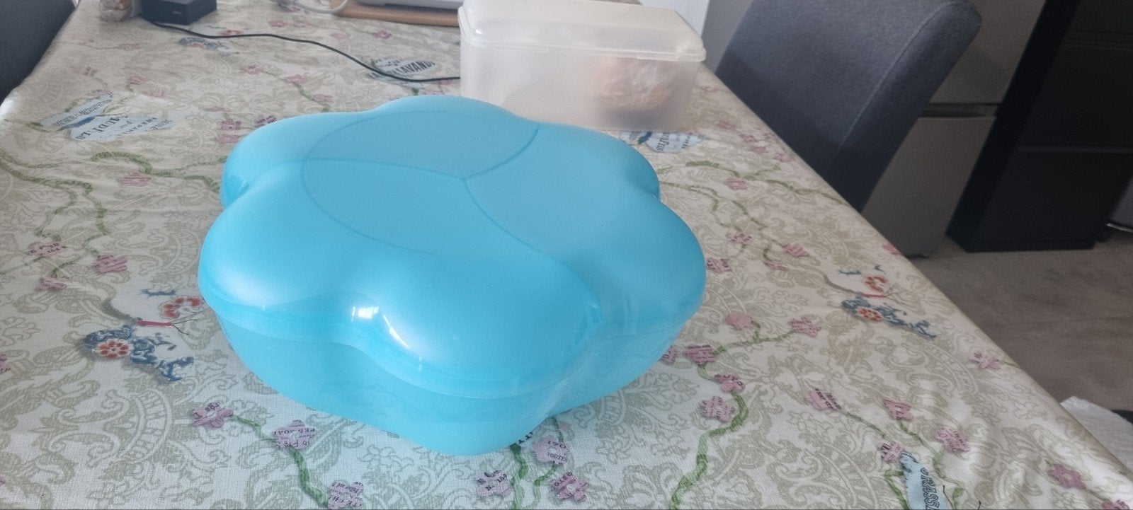 Grote Tupperware bak met deksel - Blauw, Gebruikt, Blauw, Ophalen of Verzenden, Met deksel