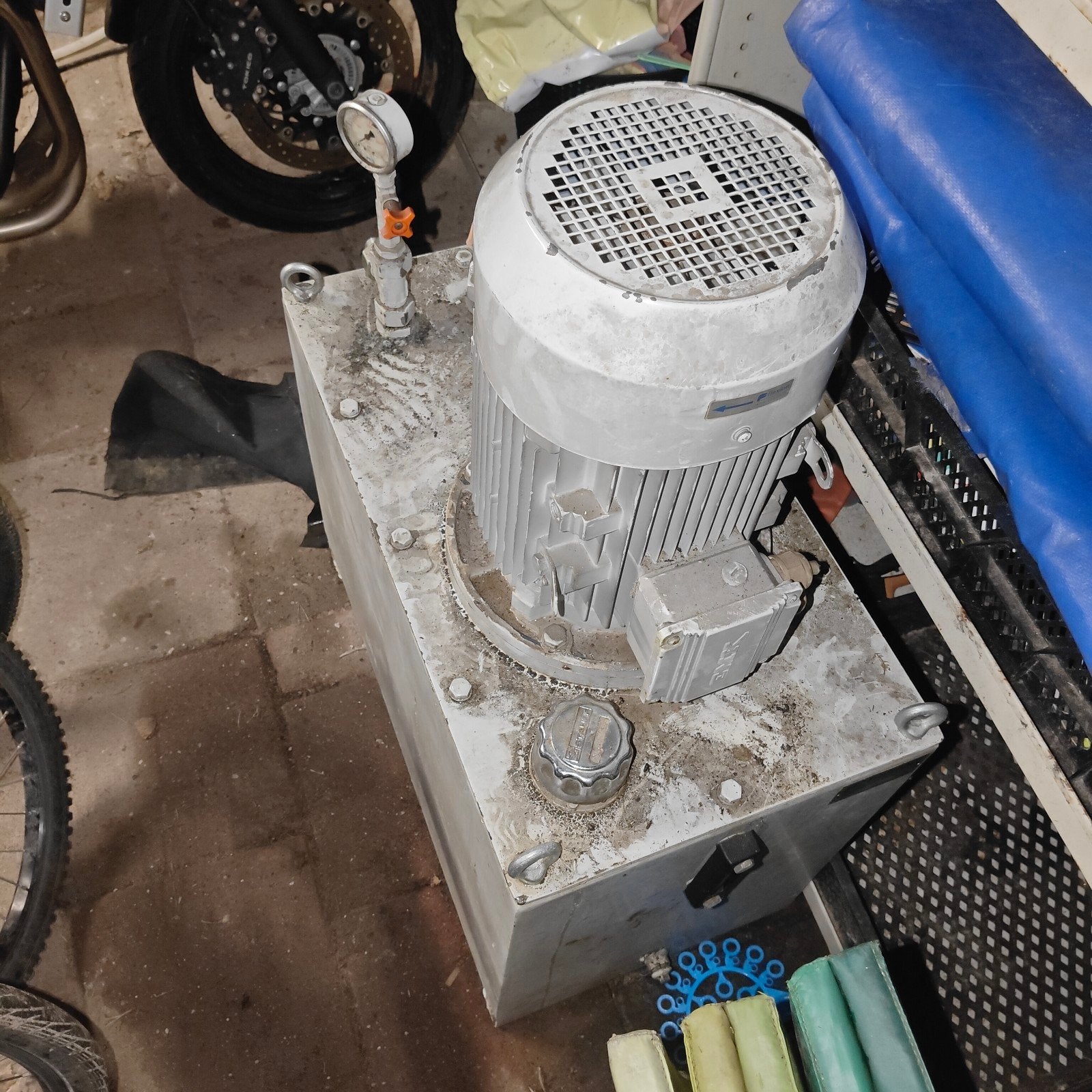 Hydrauliek aggregaat 5.5kW - Ideaal voor houtklover, Ophalen