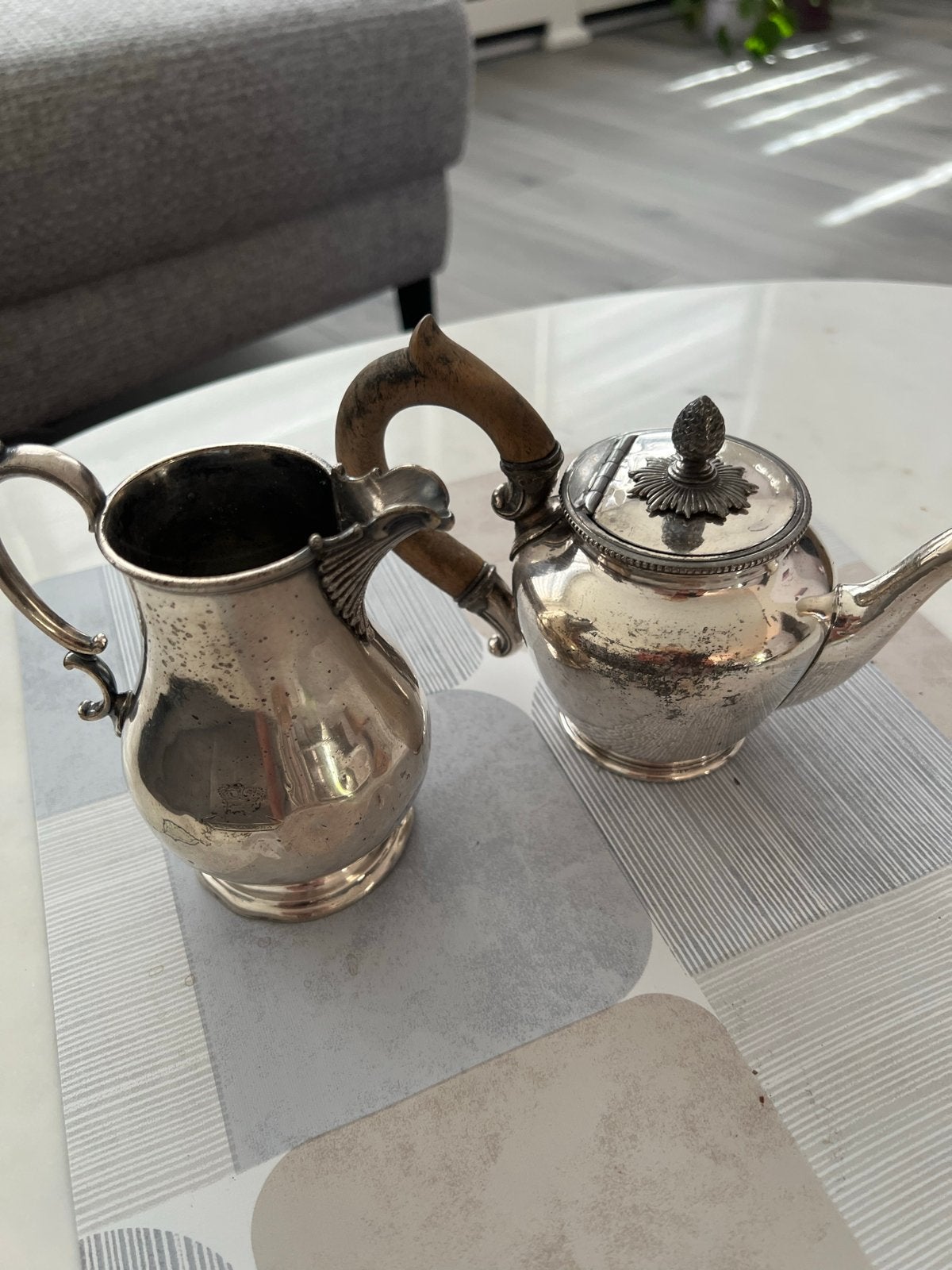 Antieke  theepot en melkkan set, Ophalen of Verzenden