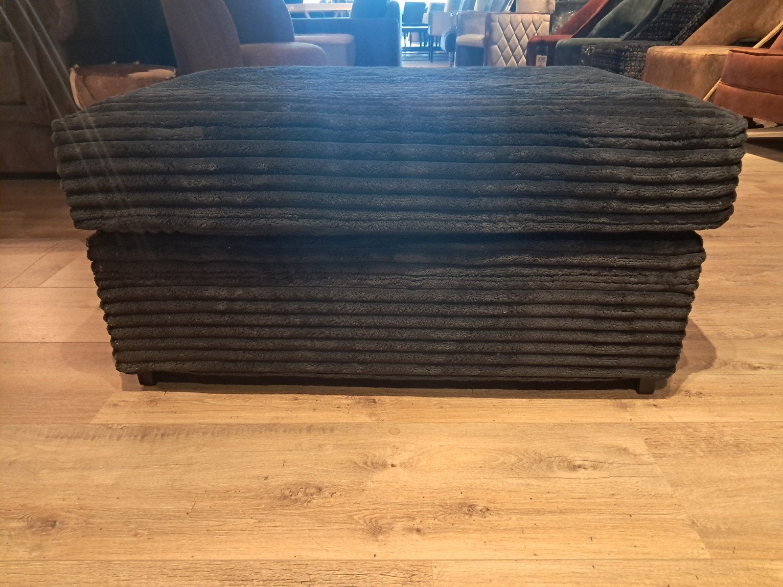 Grote Hocker VAN €195 VOOR €59, Ophalen, 100 tot 125 cm, Zo goed als nieuw, 75 tot 100 cm