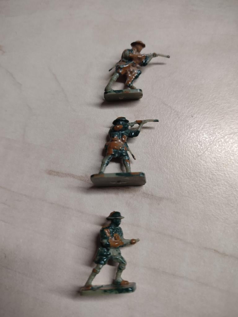 Airfix 01754 WWII Ghurkas, 3 figuren, 1:76, gebruikt, Ophalen of Verzenden, Gebruikt, 1:50 of kleiner, Figuur of Figuren