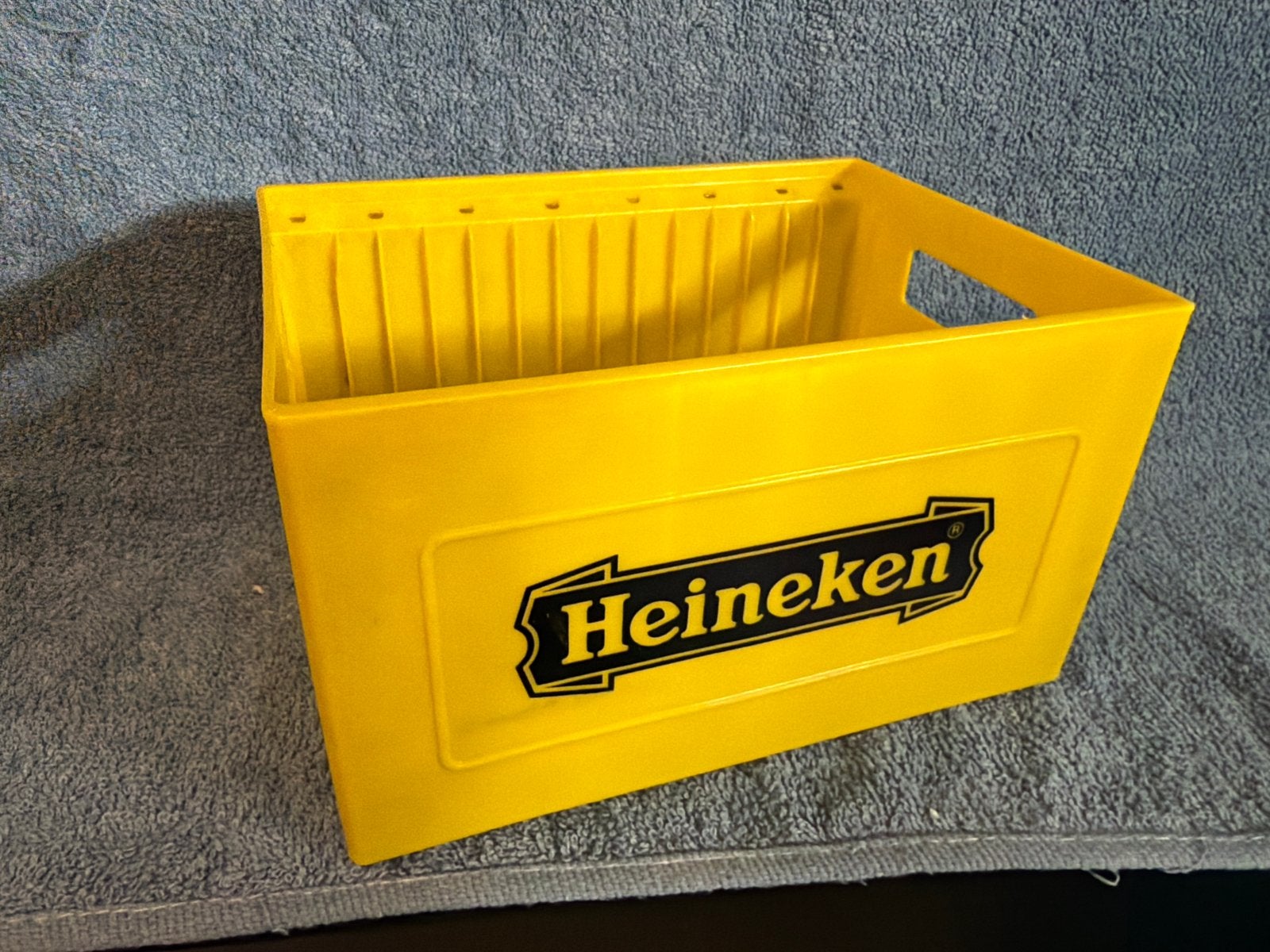 Heineken Flessenrek / Krat - Geel, Verzamelen, Ophalen of Verzenden, Gebruikt, Overige typen, Heineken