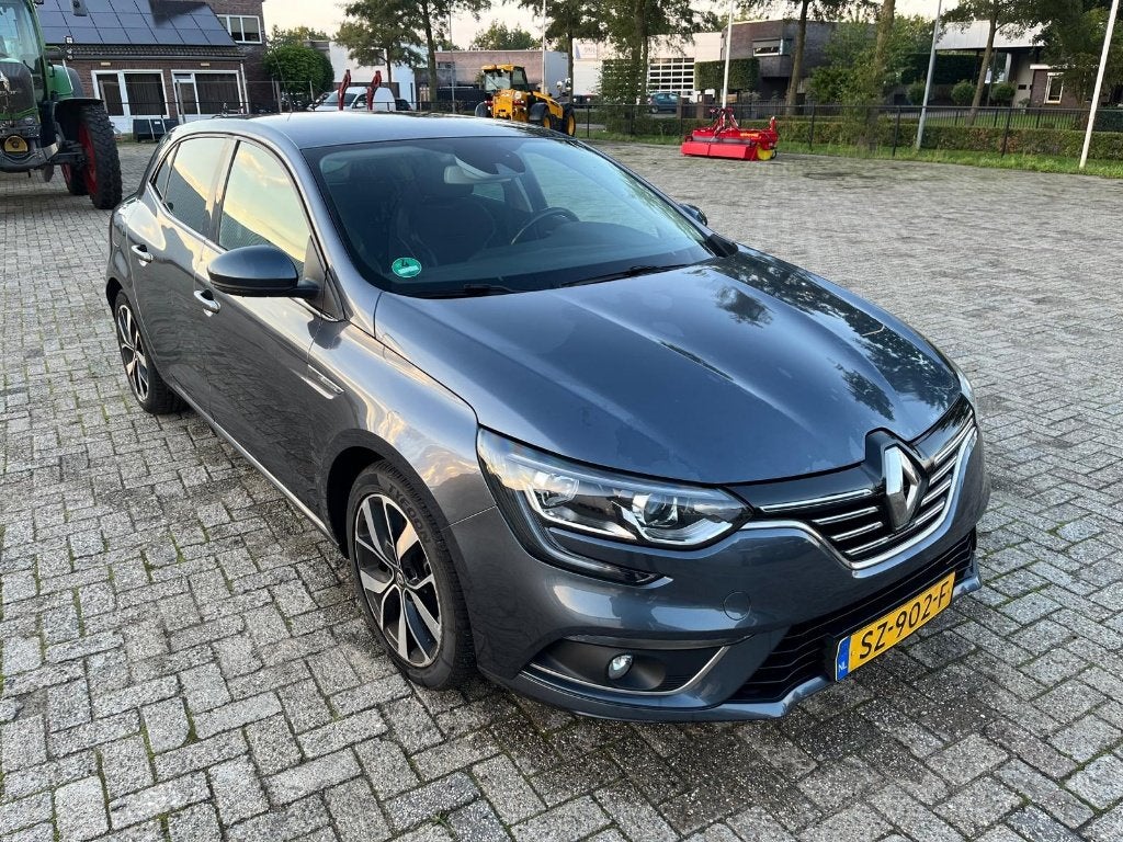 Renault Mégane 1.5 DCI Bose 81KW EDC 2018 Grijs, Auto's, Zwart, 4 cilinders, Origineel Nederlands, Bedrijf