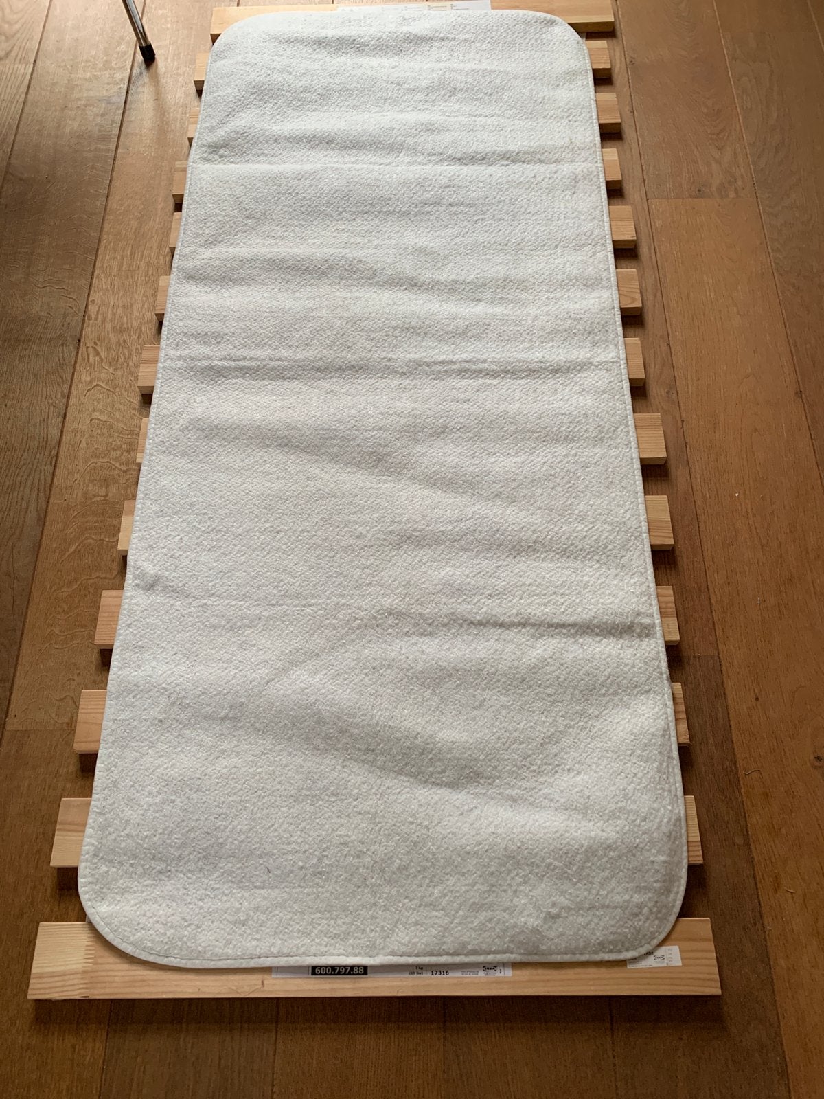IKEA lattenbodem + matrasbeschermer, Ophalen, 70 tot 85 cm, 140 tot 160 cm, Zo goed als nieuw