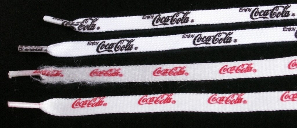 2 paar Coca Cola veters in rood en in zwart Coca-Cola, Ophalen of Verzenden, Nieuw, Gebruiksvoorwerp