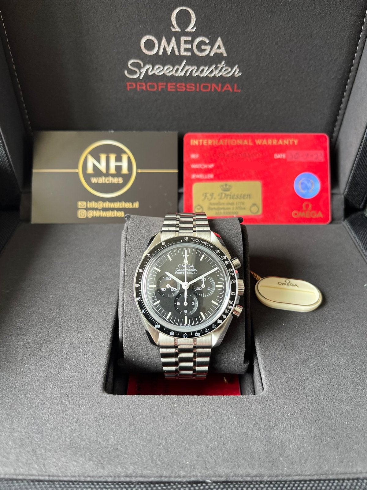 Omega Speedmaster Saffier 310.30.42.50.01.003 09/2023, Ophalen, Zo goed als nieuw, Staal, Omega