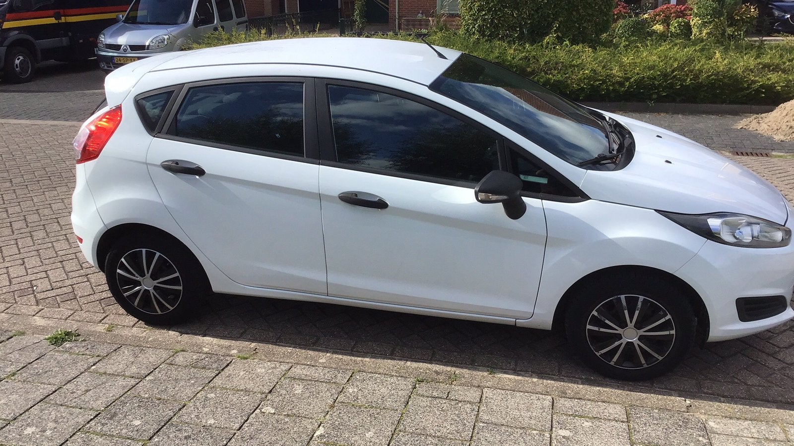 Foto 6 van Ford Fiësta1.25 82pk 5d 2015,grote beurt gehad +distributie