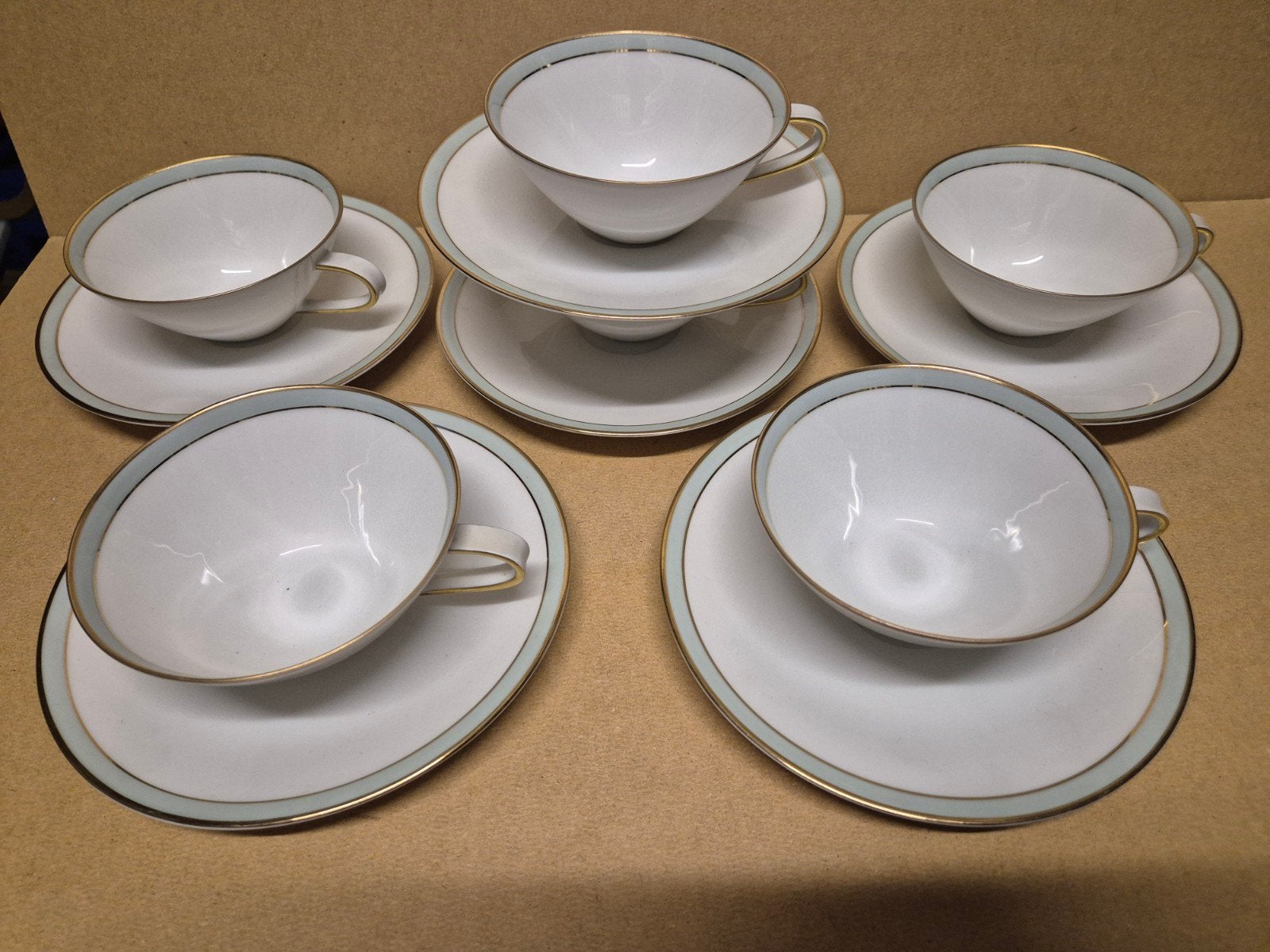 Elegance hutschenreuter porselein, Verzamelen, Ophalen of Verzenden, Zo goed als nieuw, Porselein, Kop en/of schotel