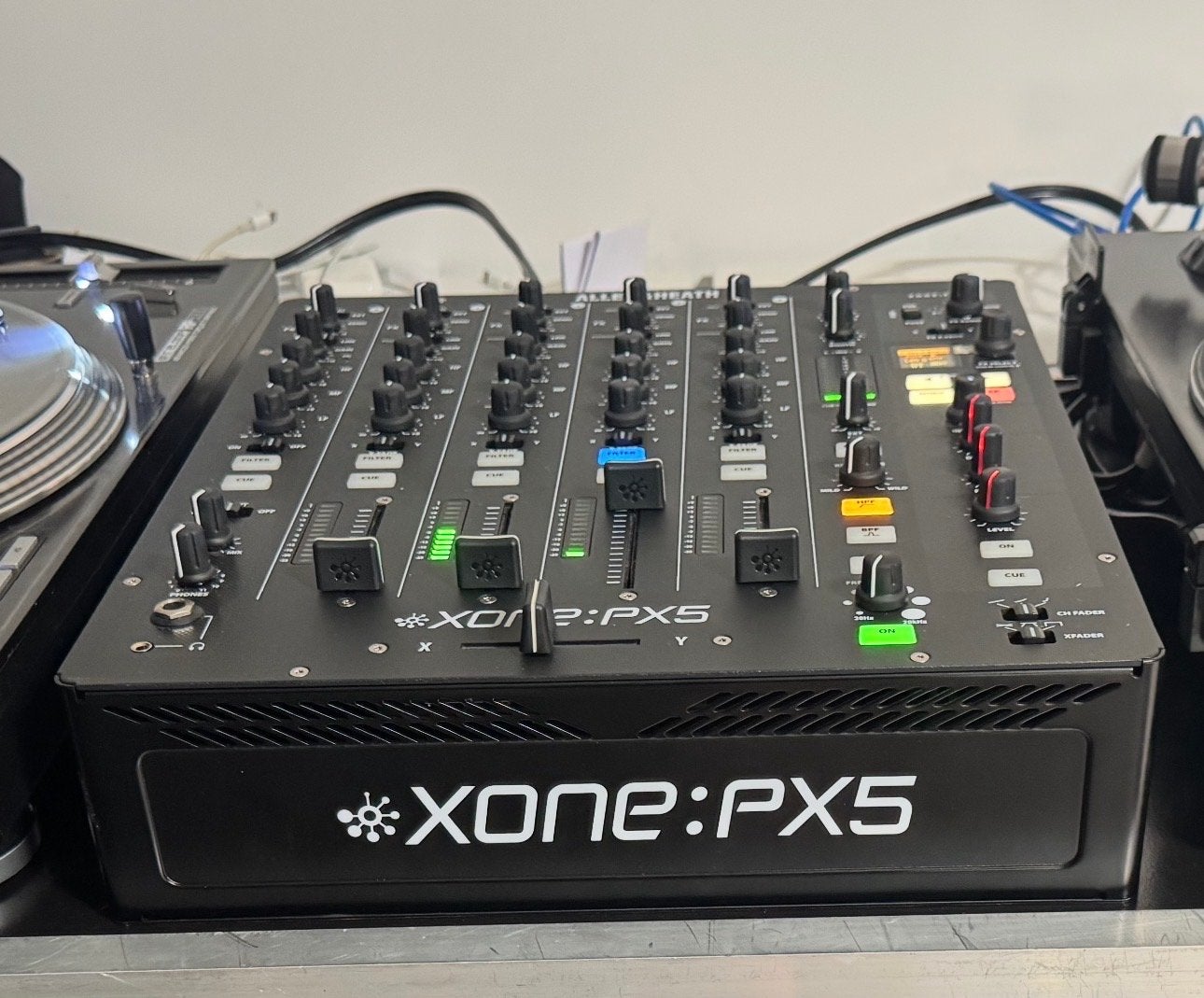 Allen & Heath Xone:PX5 DJ Mixer - Uitstekende staat, Ophalen, Zo goed als nieuw, 5 tot 10 kanalen, Microfooningang