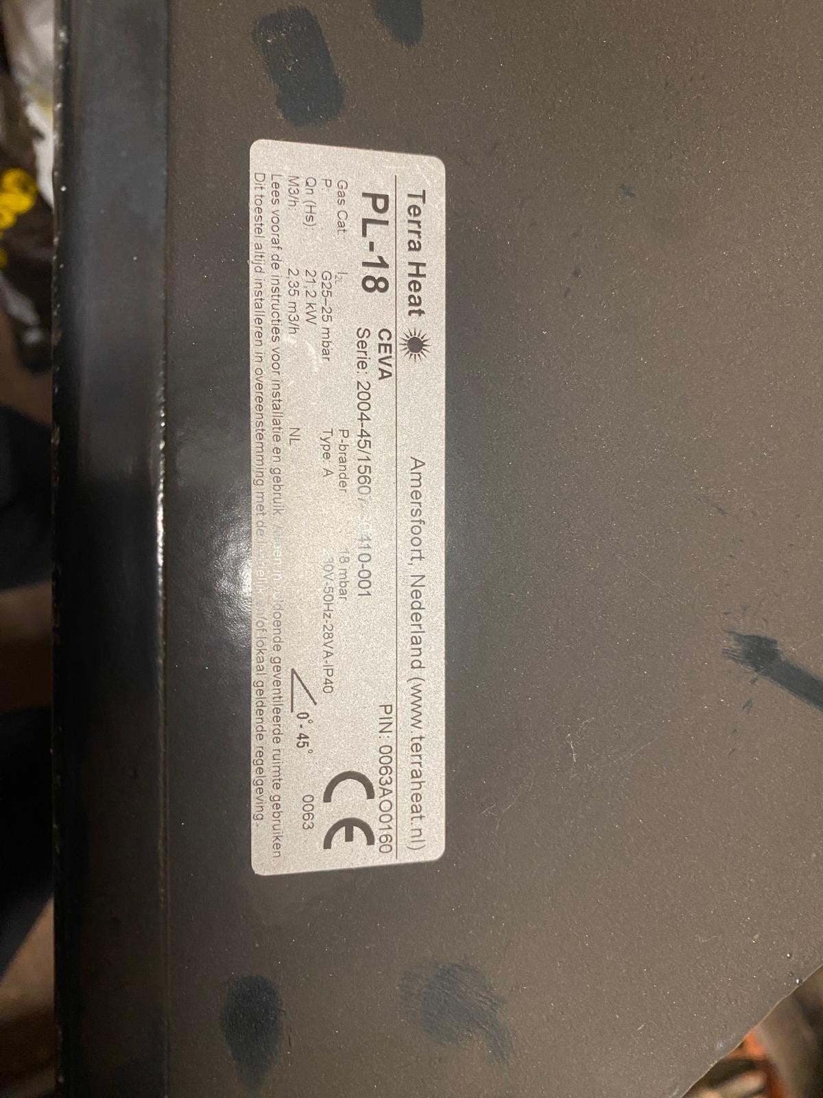 Krachtige gas terrasverwarmer / loodsverwarming PL18, Ophalen
