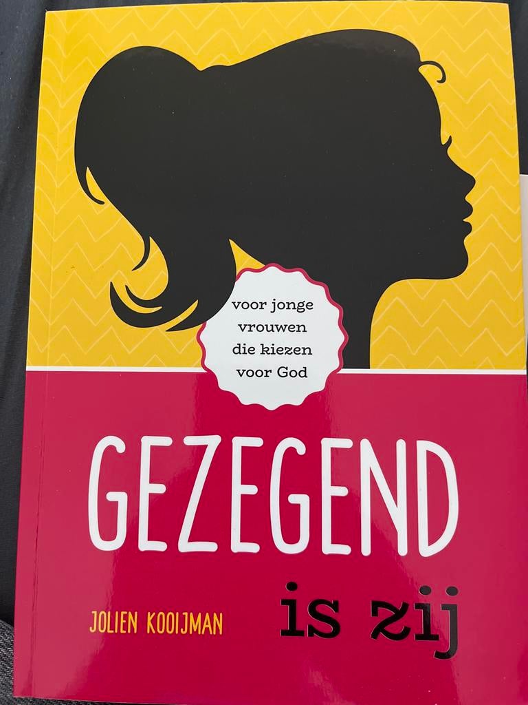 Gezegend is zij - Joliene Kooijman, Boeken, Ophalen of Verzenden, Zo goed als nieuw, Christendom | Protestants