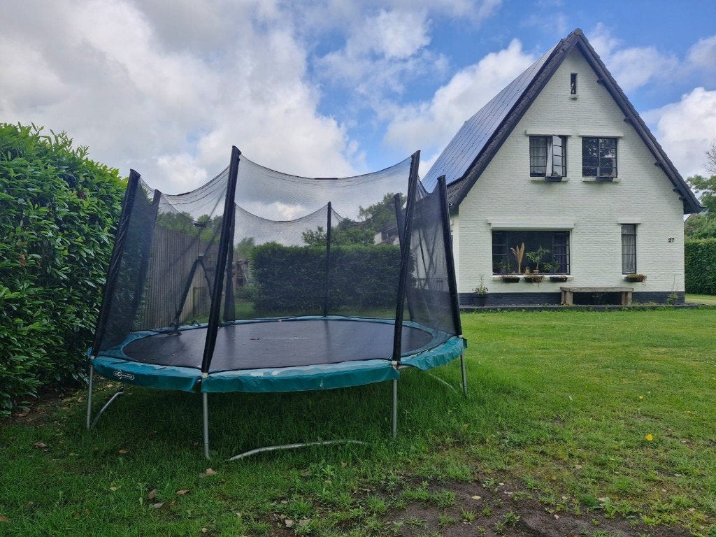 Grote trampoline, Ophalen