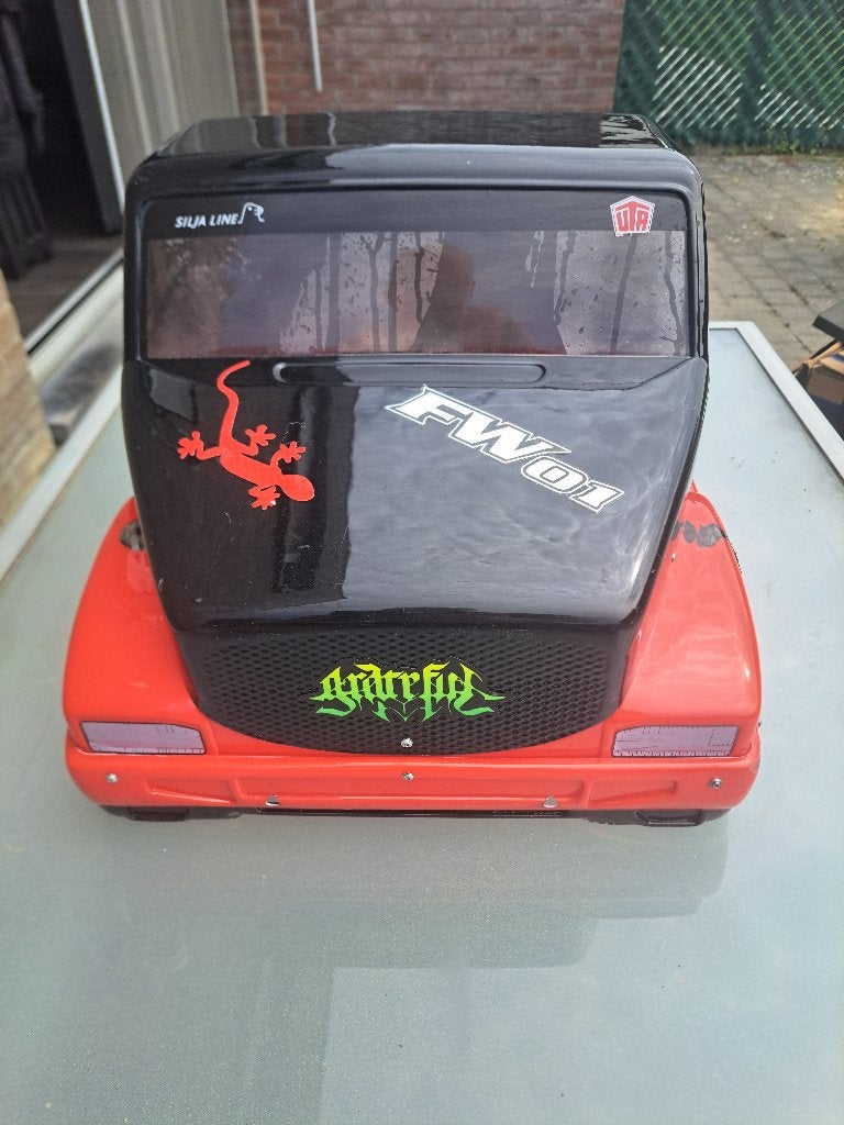 FG onroad truck body, Benzine, Gebruikt, Ophalen of Verzenden, Auto onroad