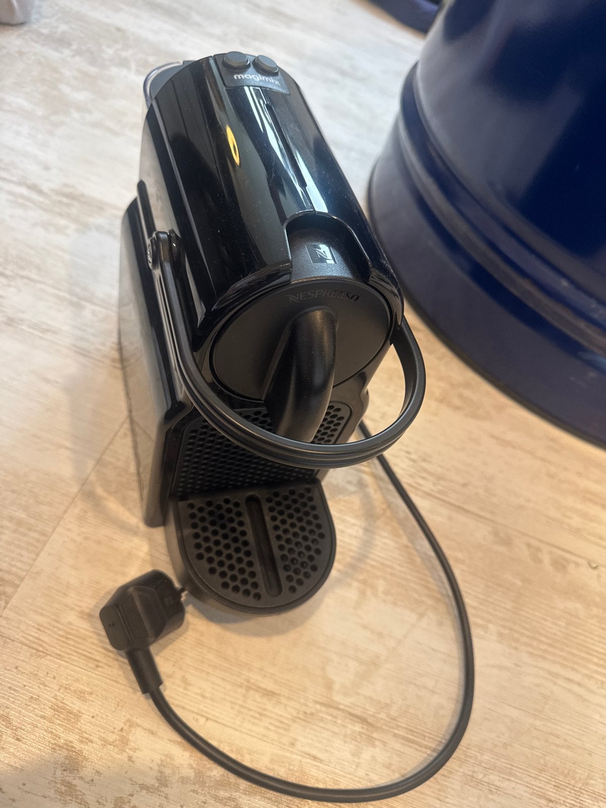 Nespresso Magimix Inissia Koffiecupmachine Zwart, Witgoed en Apparatuur, Ophalen, Koffiepads en cups, Gebruikt, Koffiemachine